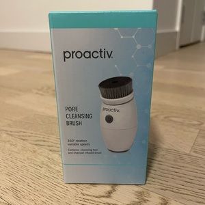 Proactiv Pore Cleansing Brush
